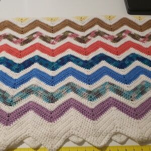 Multicolored Zigzag Afghan